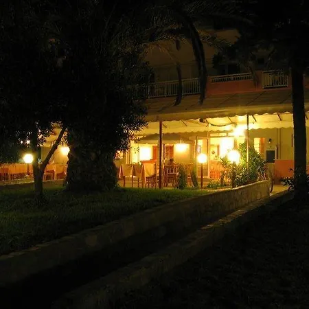 Possidona Beach 酒店